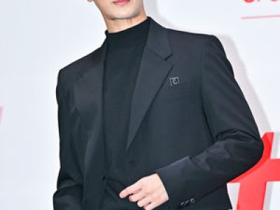 김수현 김새론과 교제 의혹에 해외 팬덤까지 분노