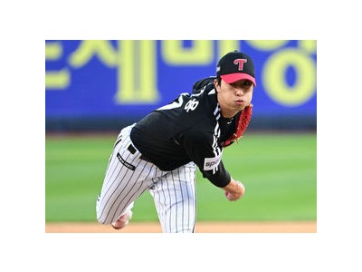 이정용 제대 40일 앞두고 무실점 승리 투수로 떠올라