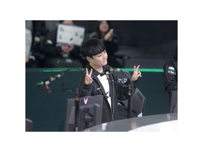 젠지가 디플러스 기아에 끝내 이겼다