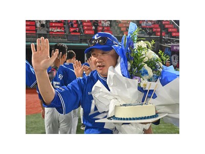 박진만 감독 300승 달성 삼성 팬들 환호