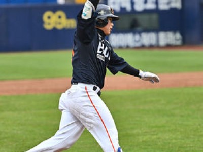 문현빈이 한화 구해준 경기 속에서 뜨거운 관심 받는 3년차 선수