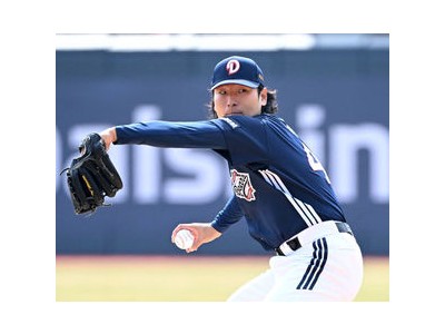 곽빈 155km 강속구로 마법사군단 놀라게 했네