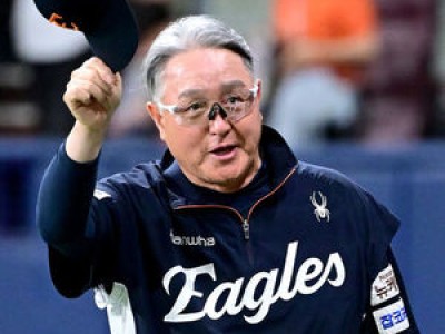 한화 이글스 33년 만에 전반기 1위 확정